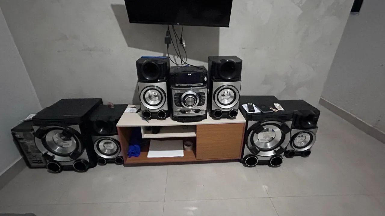 LG CM 9520