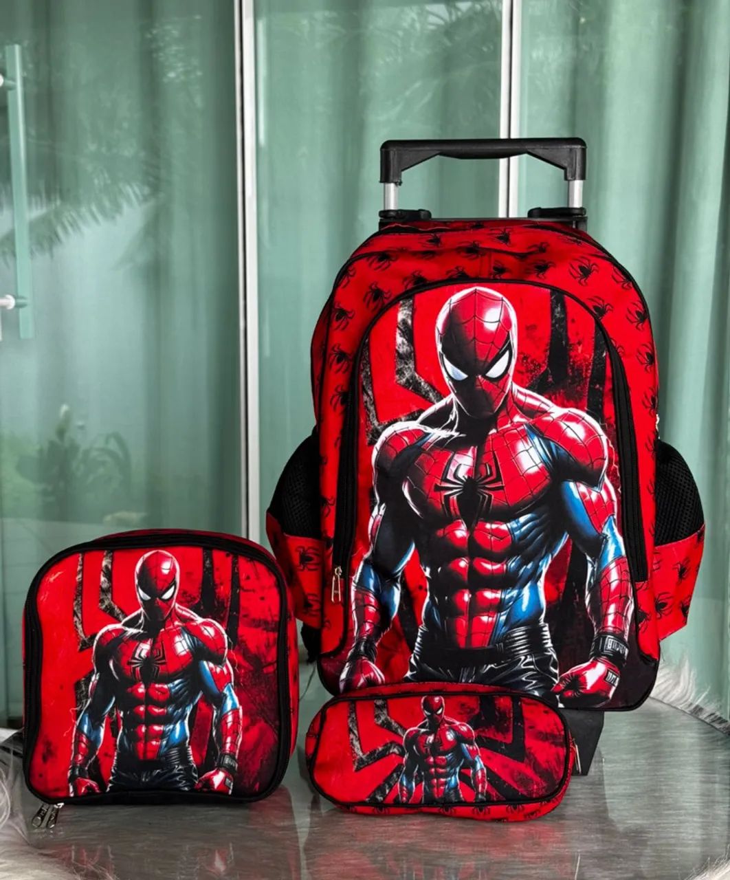 Mochilas de rodinhas com personagens infantis - Foto 3