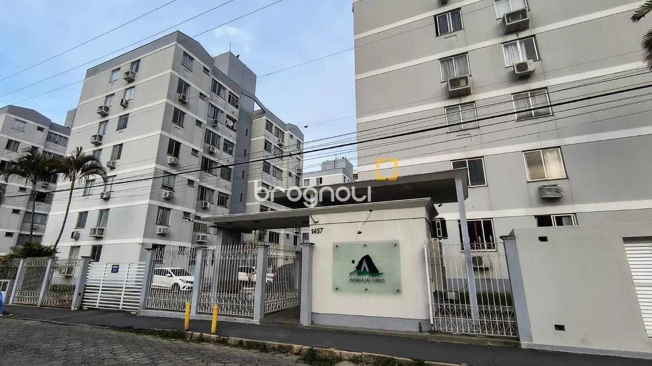 Apartamento de 2 dormitórios e 1 vaga no bairro Ipiranga/SJ - Com Elevador