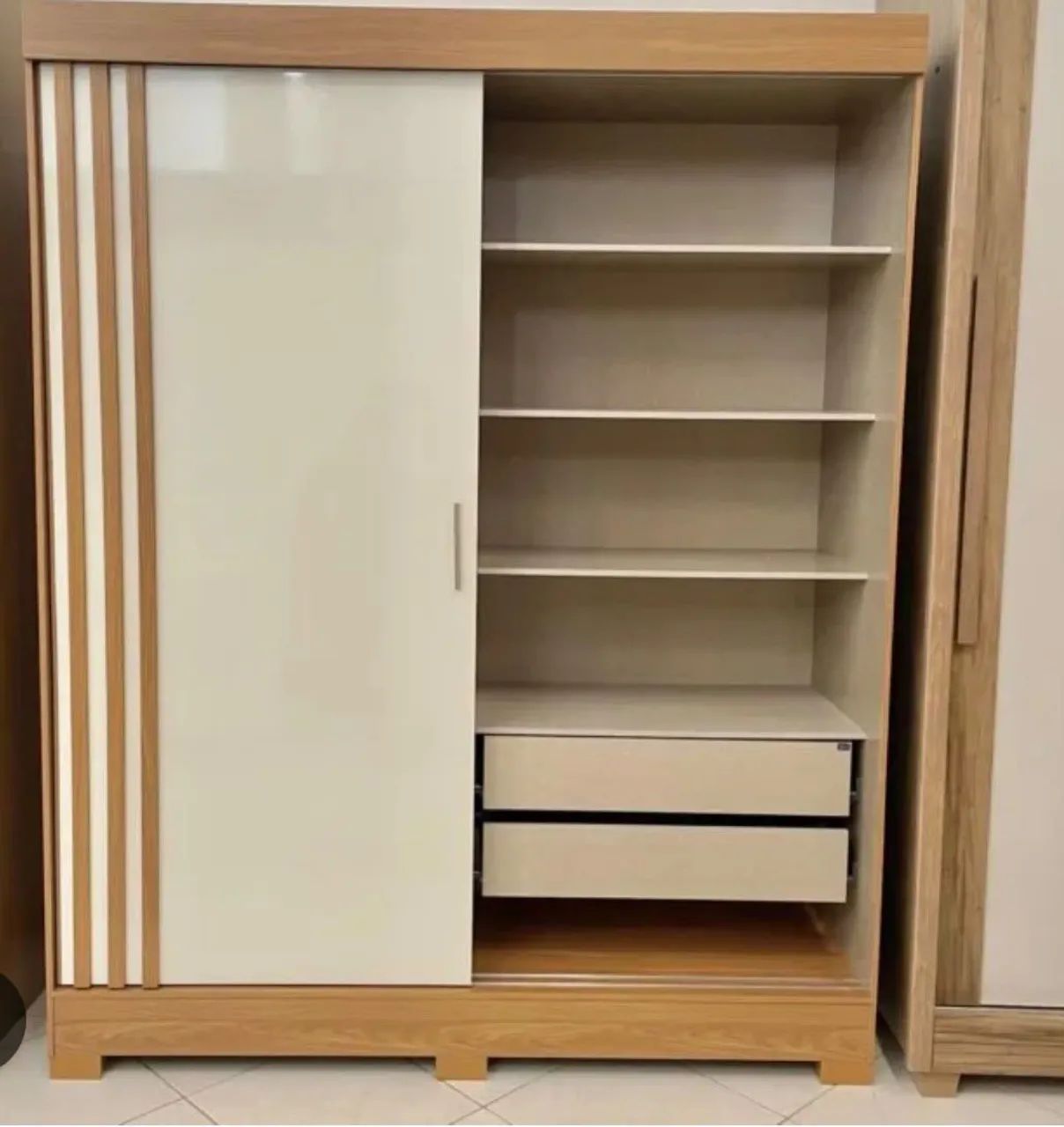 Guarda roupa casal 