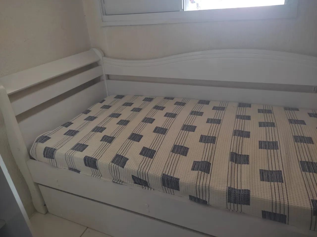 Vende-se uma bicama com um colchão  - Foto 5