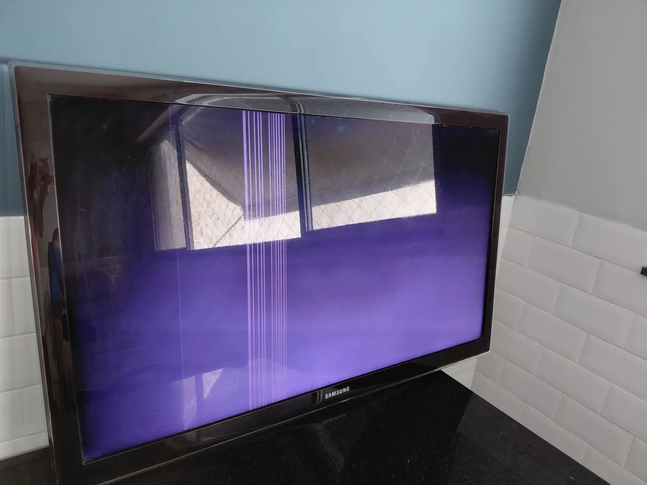 VENDO TV SAMSUNG 46 POLEGAS COM DEFEITO  - Foto 3