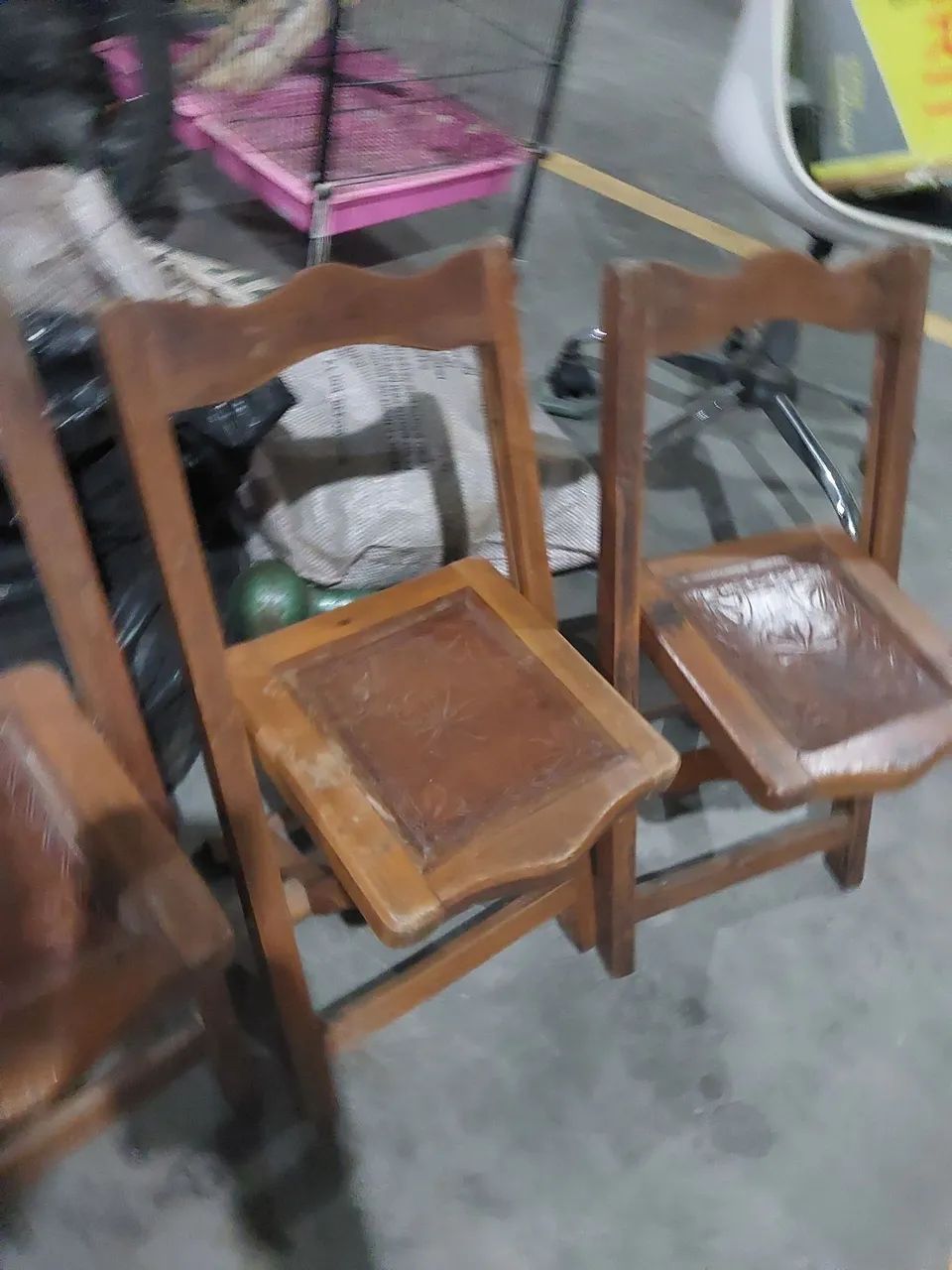 Vendo três cadeiras pra criança  - Foto 5