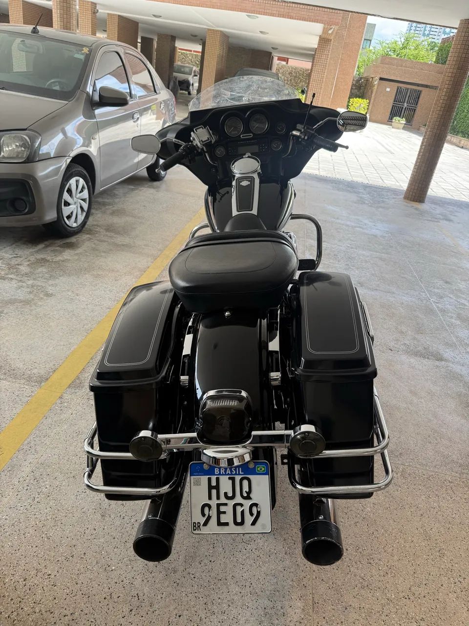 Harley Davidson Electra Glide Classic  - Foto 4