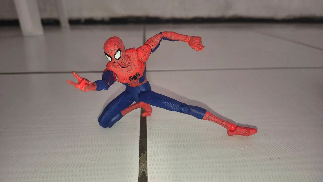 Boneco articulado homem aranha ( spider verse) - Foto 5