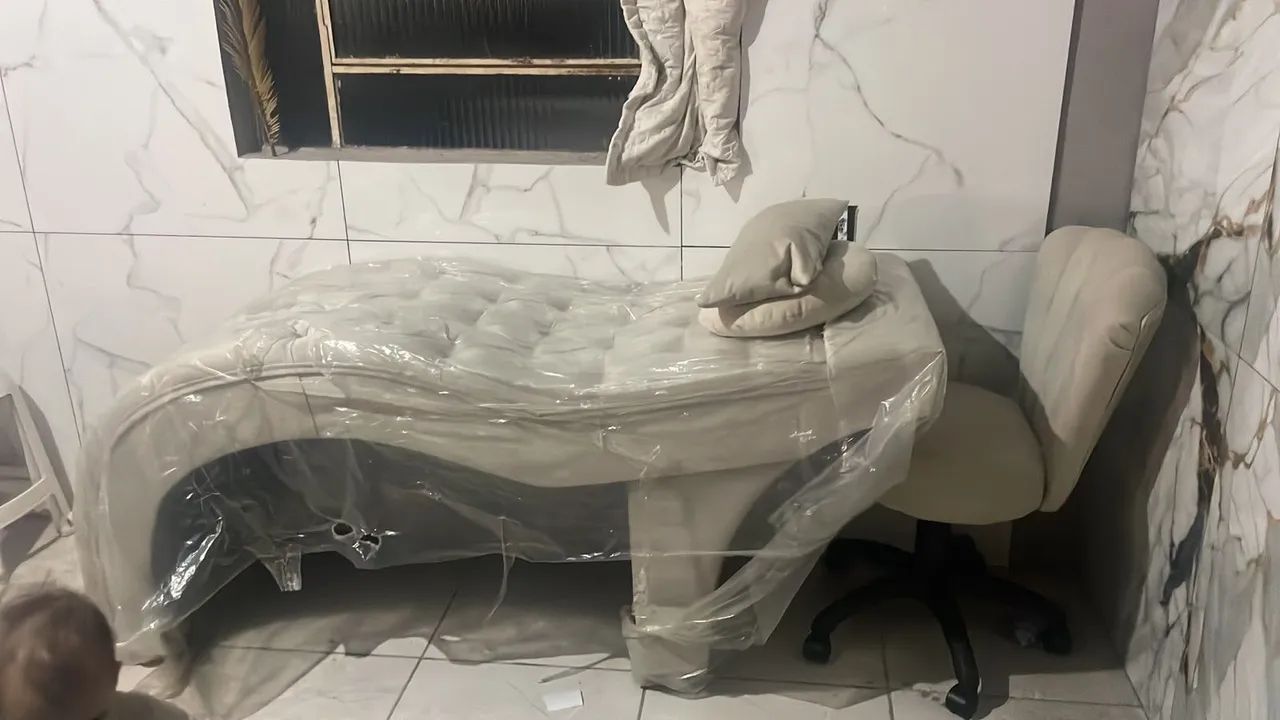 Maca e cadeira  - Foto 3