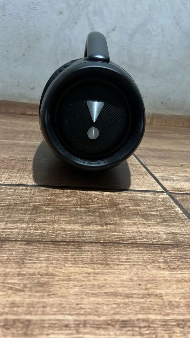 JBL bombox 3