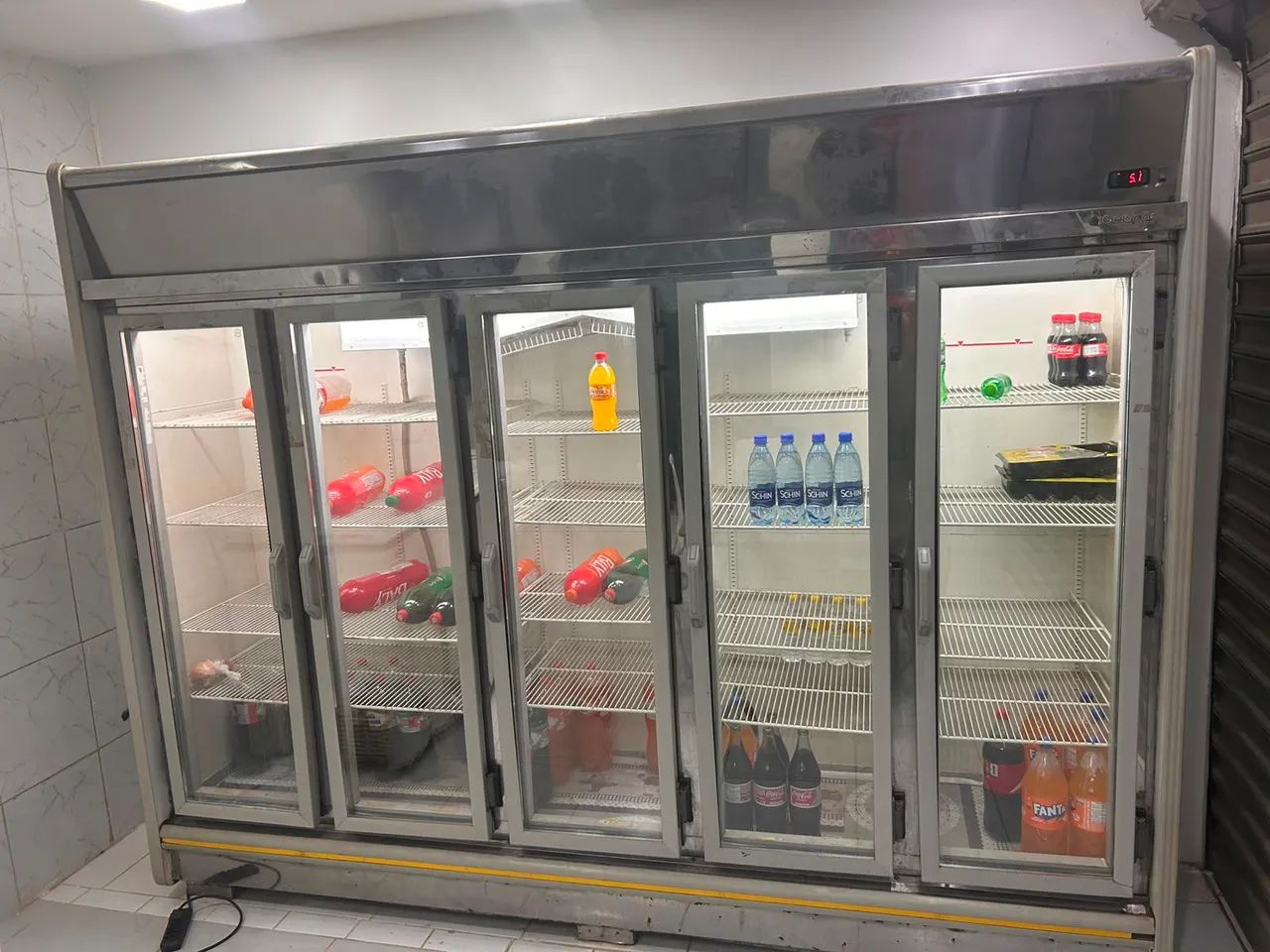 Expositor Refrigerado Gelopar - 5 Portas - Foto 2