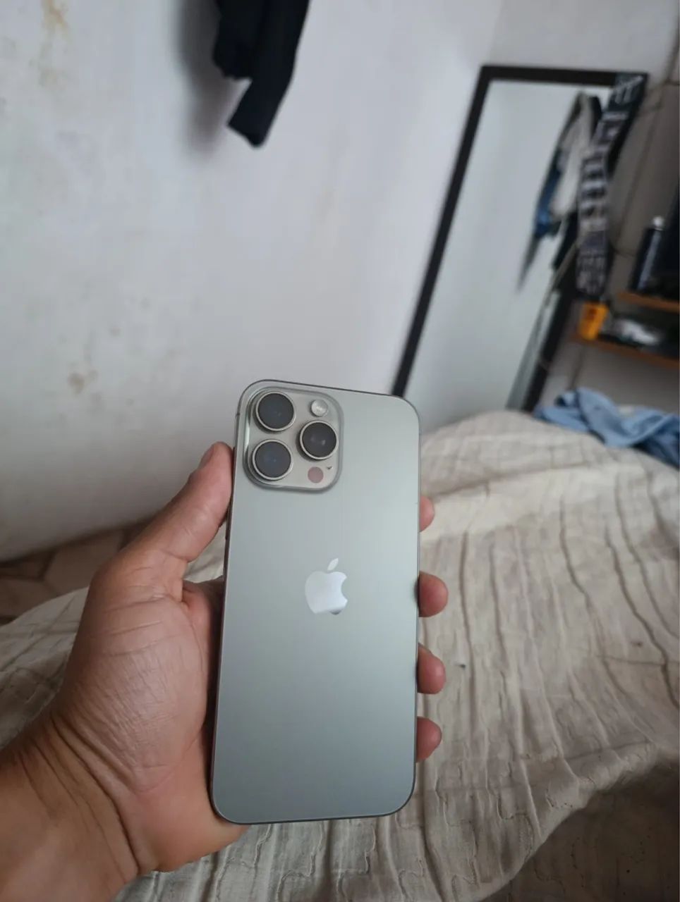 VENDO IPHONE 16 PRO MAX 256G ?89%