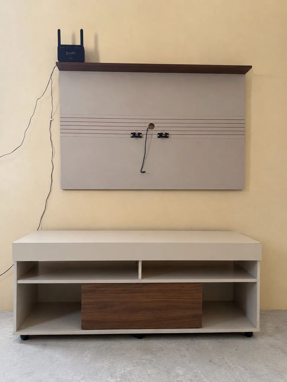 Rack com painel 