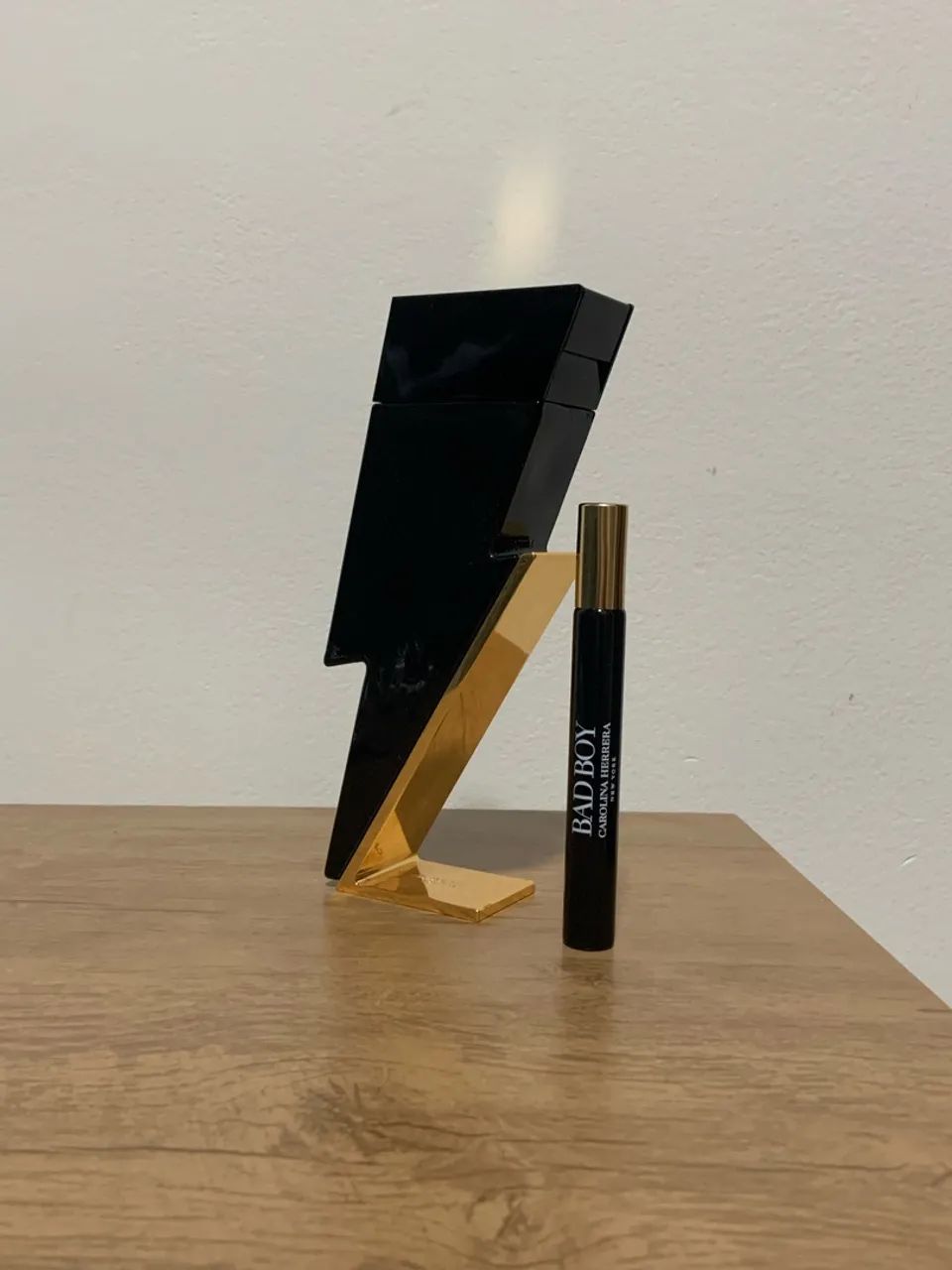 Bad Boy Carolina Herrera + caneta de 10ml