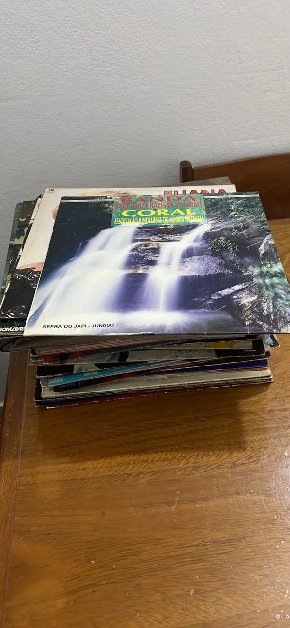 43 Discos de vinil diversos - Foto 2
