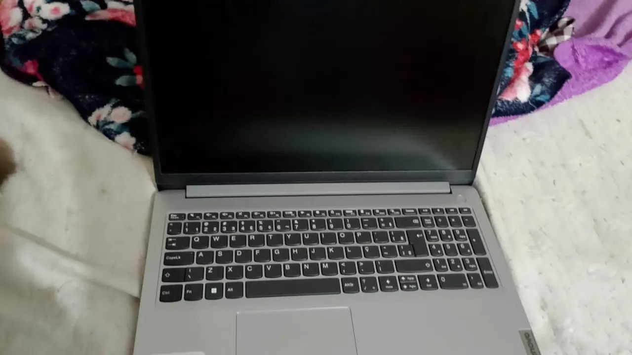 Notebook Lenovo  - Foto 2