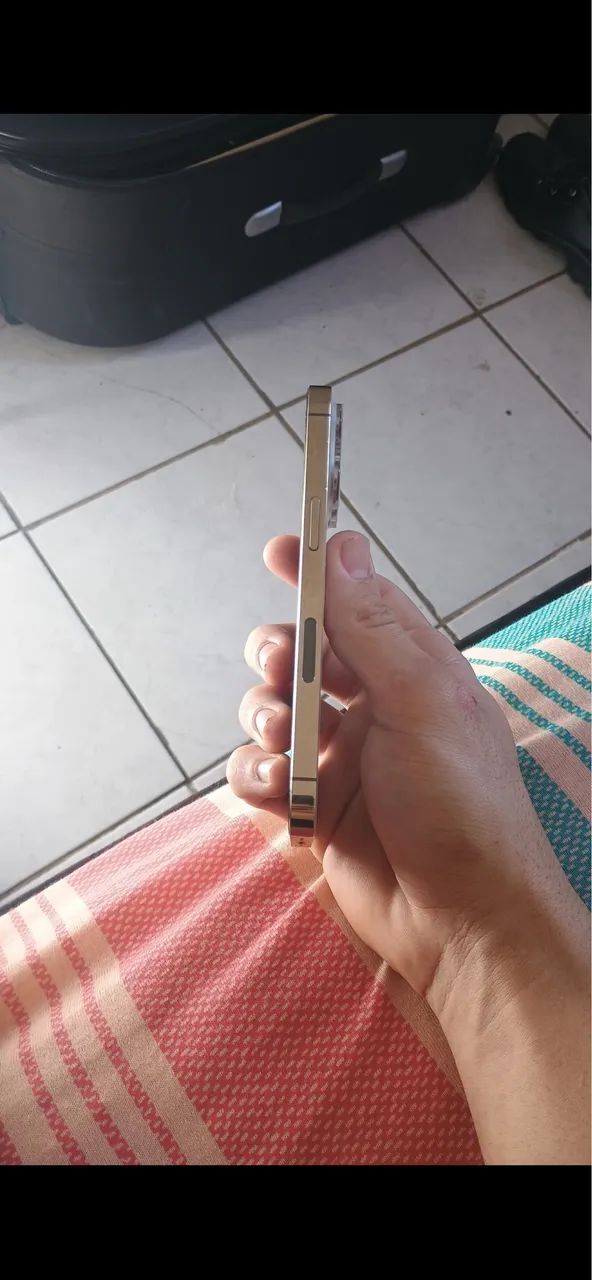 iPhone 13 Pro gold  - Foto 2