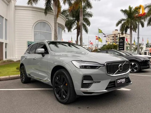Volvo Xc60 XC 60 T-8 Plus 2.0 AWD (Híbrido) 2025