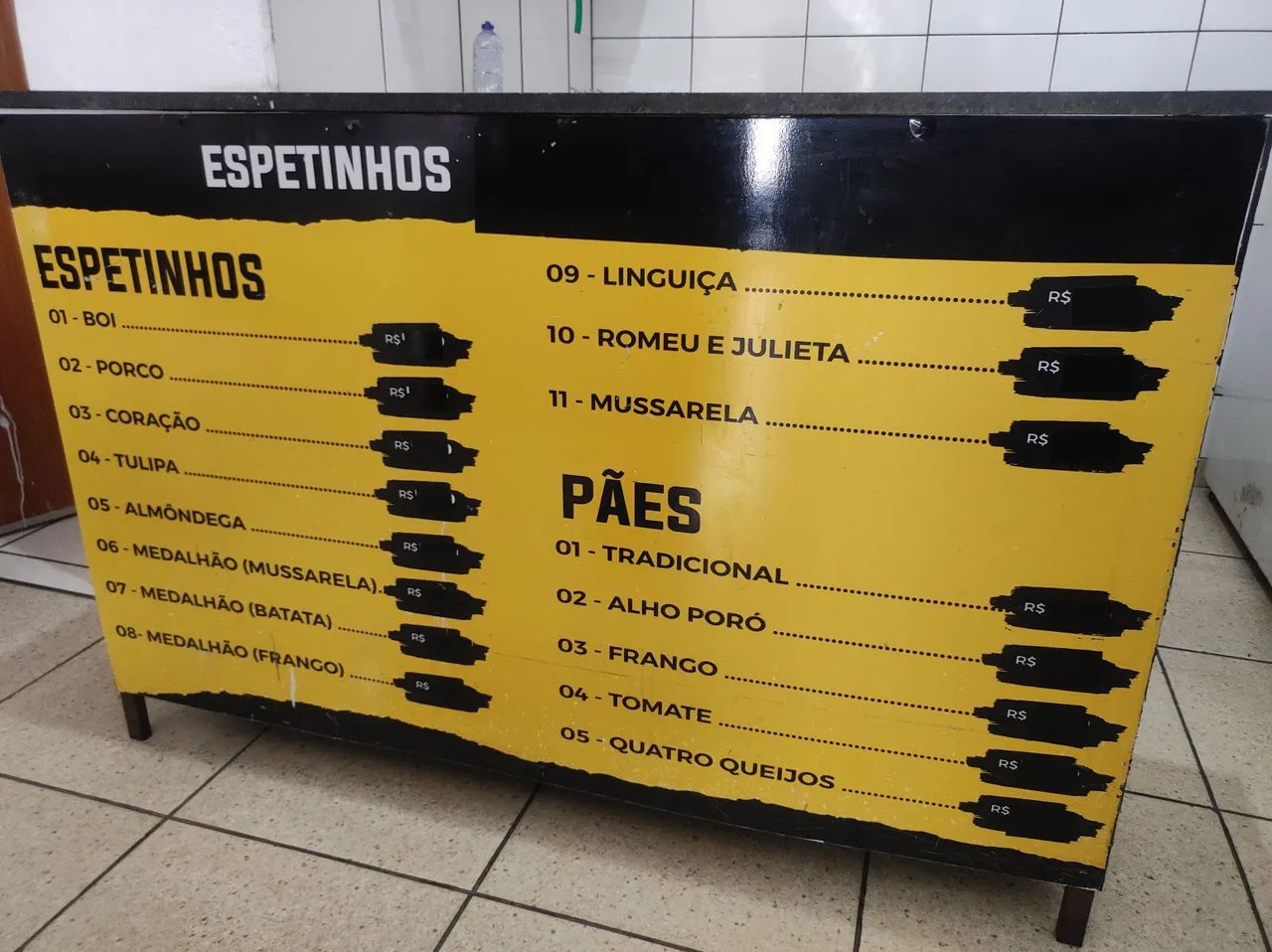 Vendo bancada para espetinho 