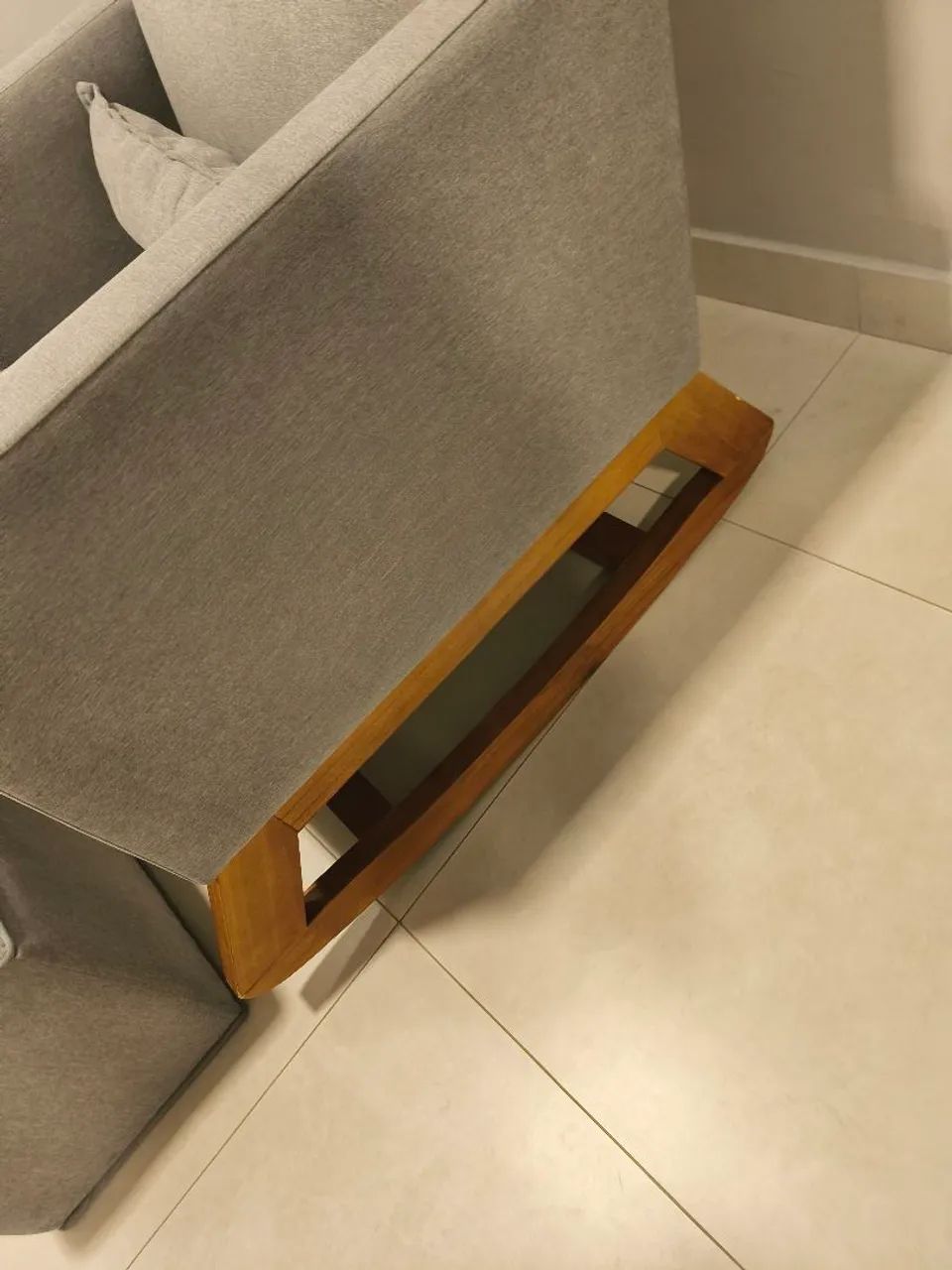 Poltrona Lilibe de Amamentação com Balanço + Puff | Impecável  - Foto 4