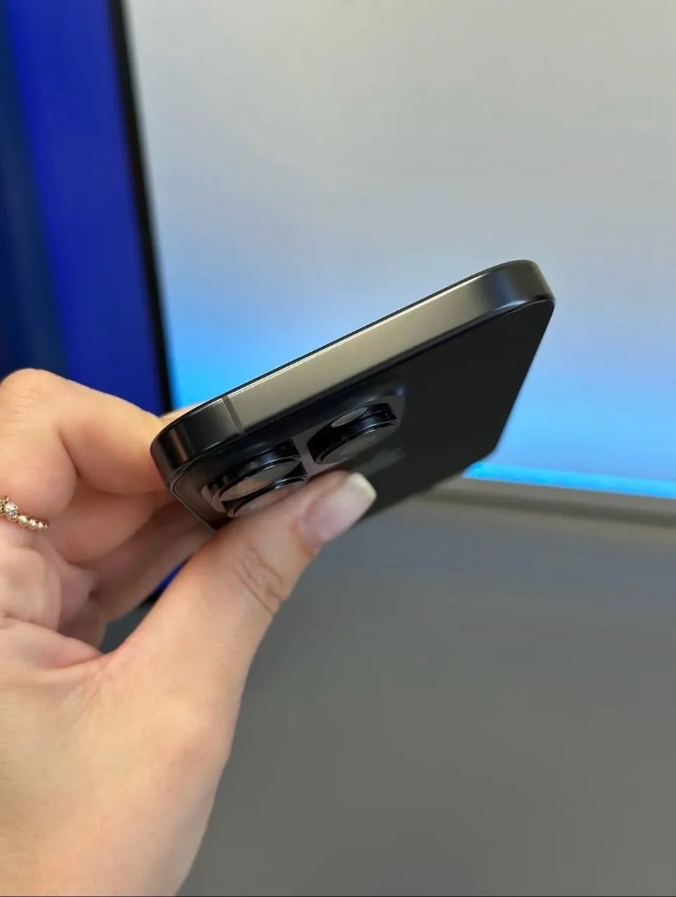 IPHONE 16 PRO/ 128 GB  - Foto 4