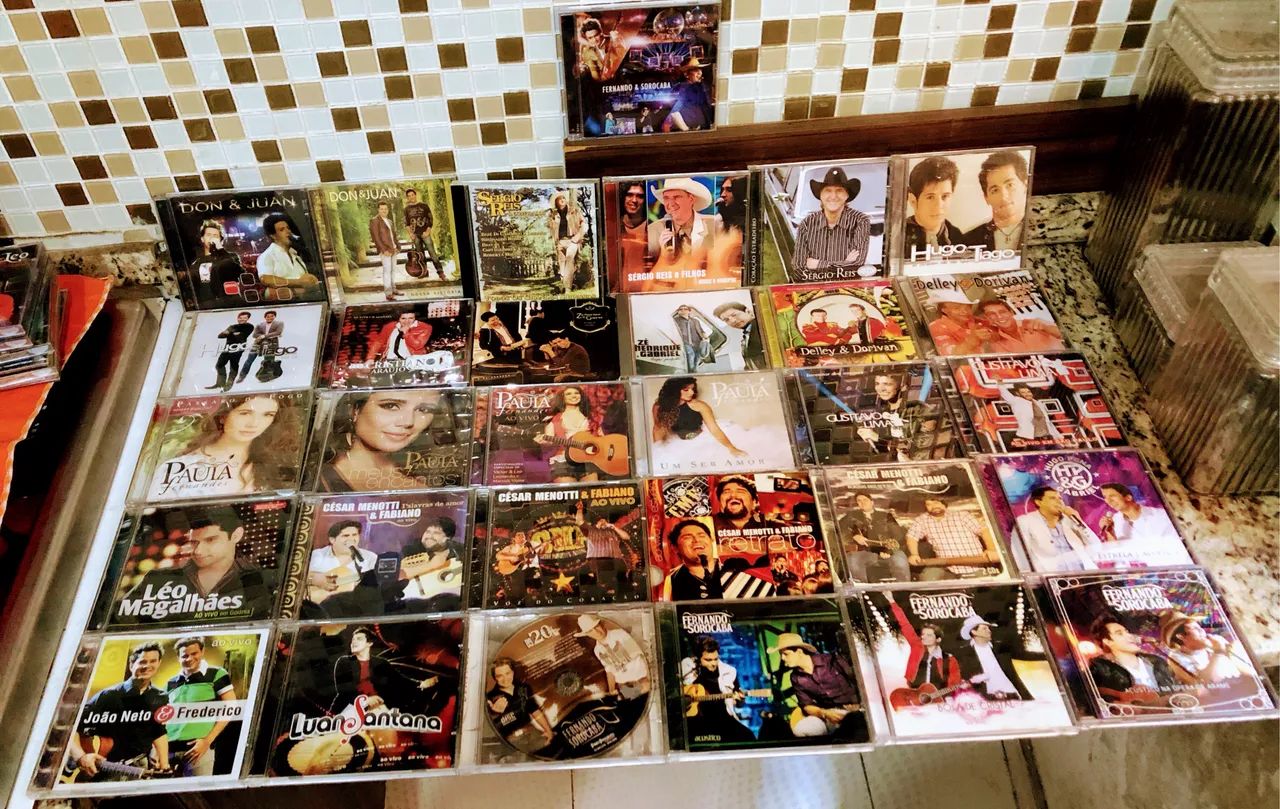 VENDO CDS ORIGINAIS DIVERSOS ! 20 CADA ! - Foto 5