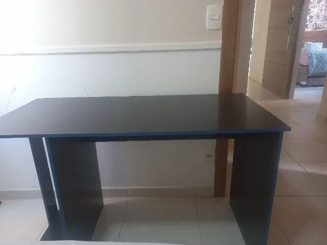 Mesa para escritório ou quarto