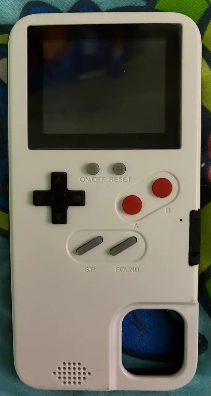 Capa de celular iPhone 11 com Videogame Retrô Integrado - 36 Jogos