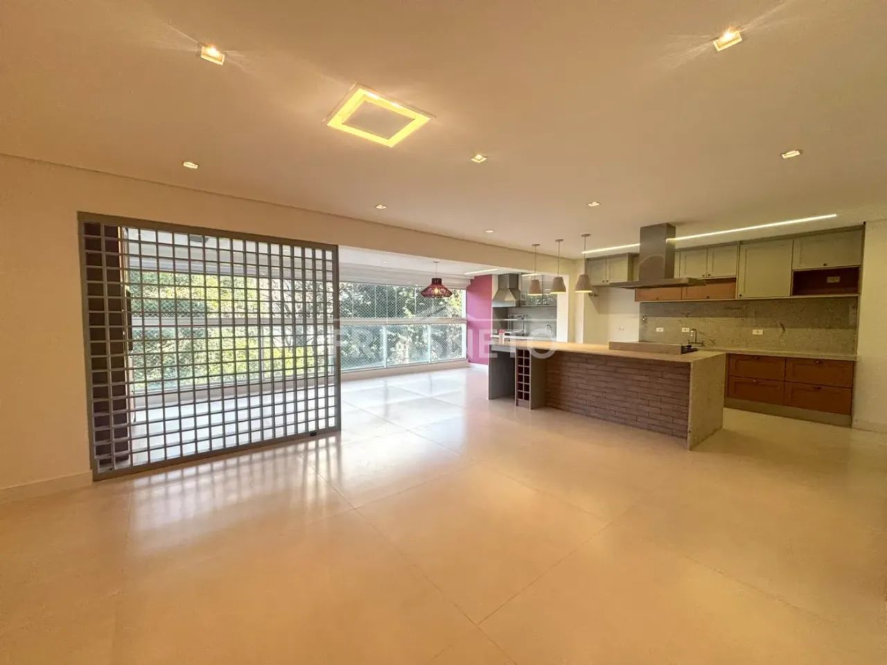 Apartamento à venda no Bairro São Dimas
