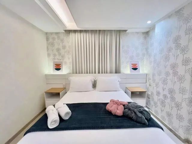Cama Box de Casal Queen Size