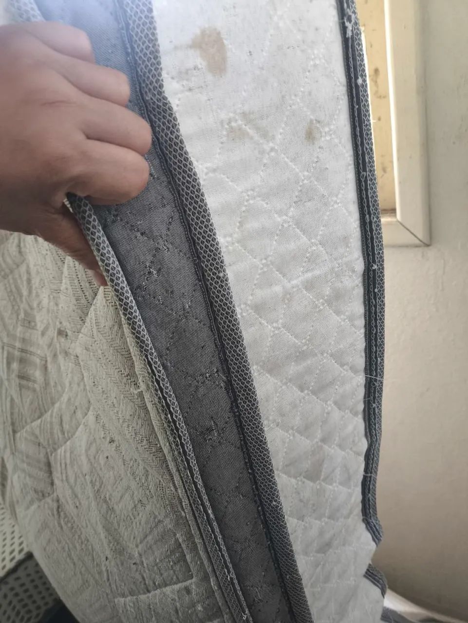 Colchão usado molas ensacadas 