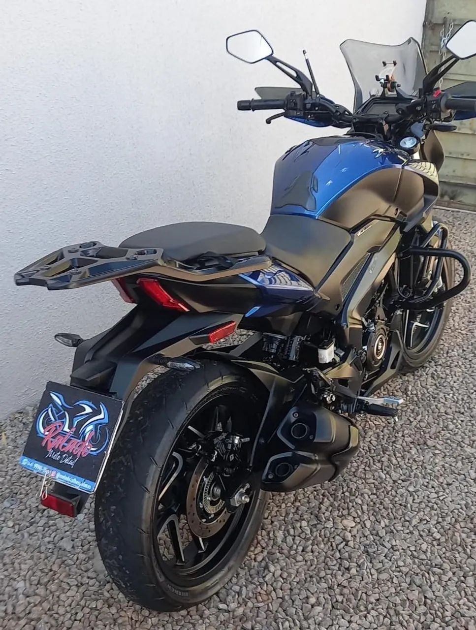 Dominar 400