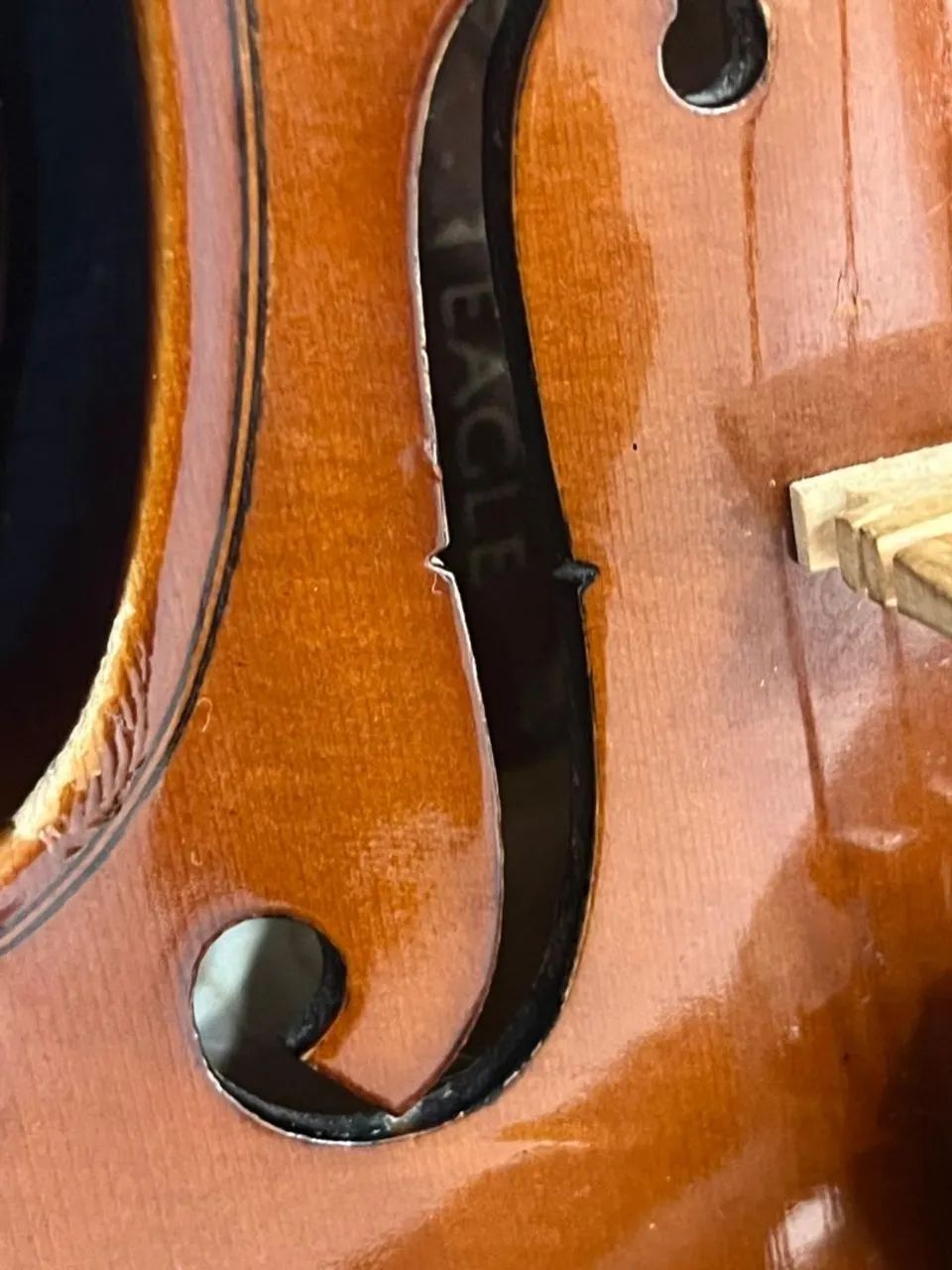 Violino 3/4 Eagle com estojo de luxo - Foto 3