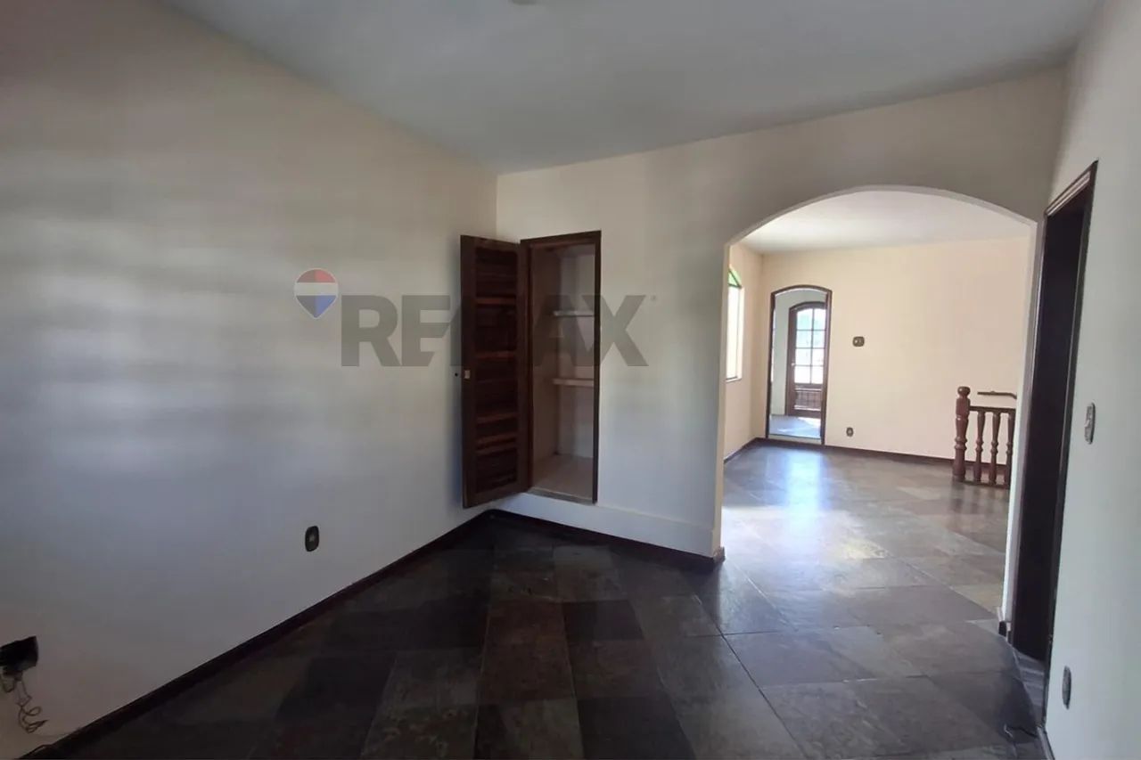 Casa para alugar com 4 quartos no Morro da Gloria