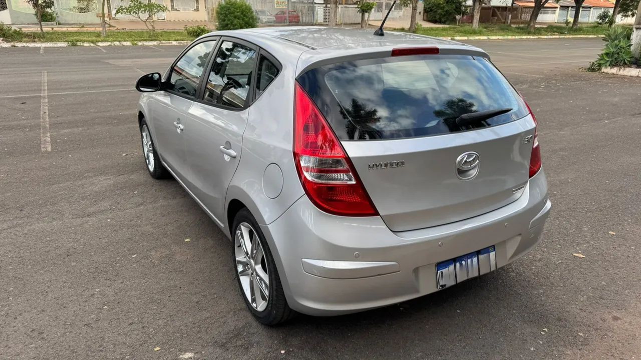 Hyundai I30 i30 2.0 16V 145cv 5p Aut. 2012