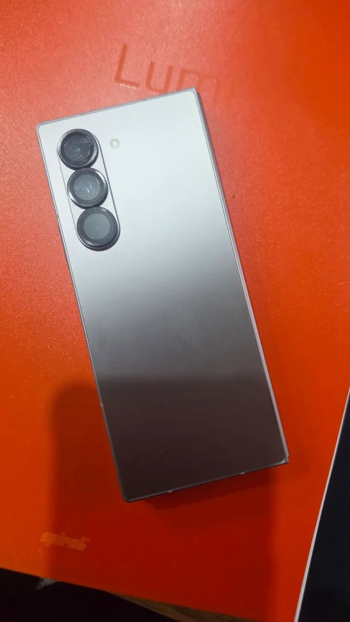 Samsung Z Fold 6 - Foto 3