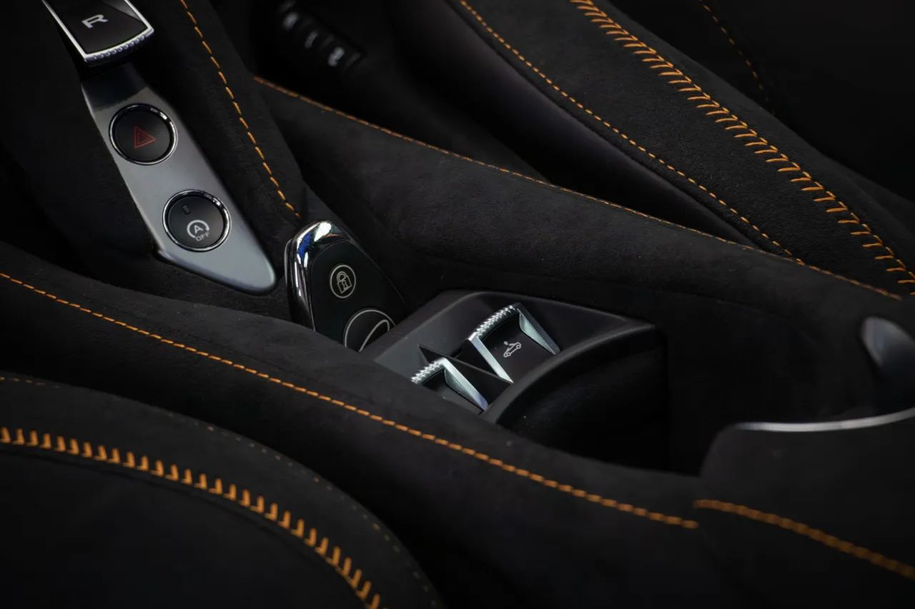 McLaren 750S Spider 4.0 Bi-Turbo V8 2p, foto 17 de 20