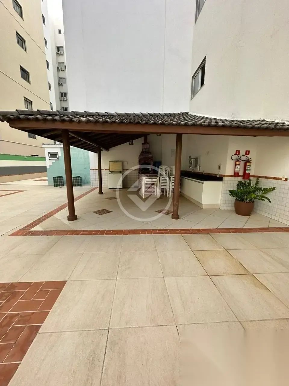Imóvel 3 quartos, muito bem localizado. codigo: 357802 - Foto 2
