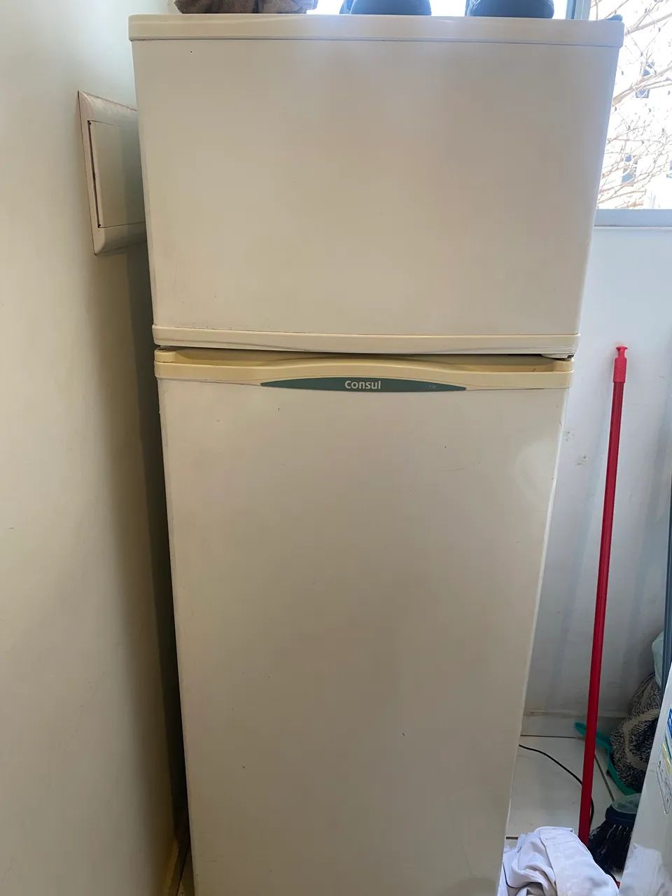 Vendo duas geladeiras com defeito  - Foto 5