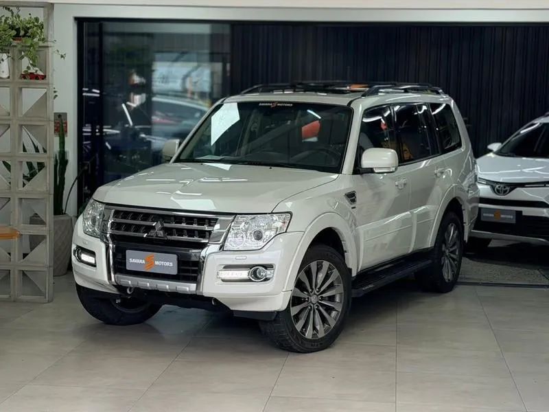 Mitsubishi Pajero Pajero HPE Full 3.8 V6 250cv 3p Aut. 2019