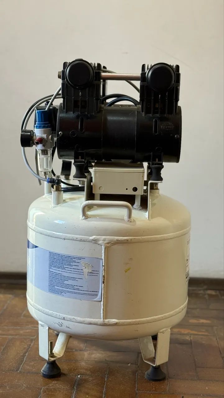 Compressor odontológico KaVo 2HP - 40 Litros - Foto 4