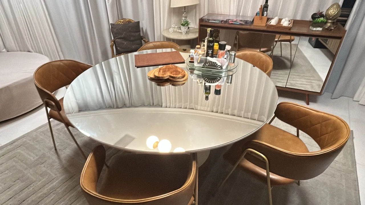 Mesa espelhada de madeira densa - Foto 4
