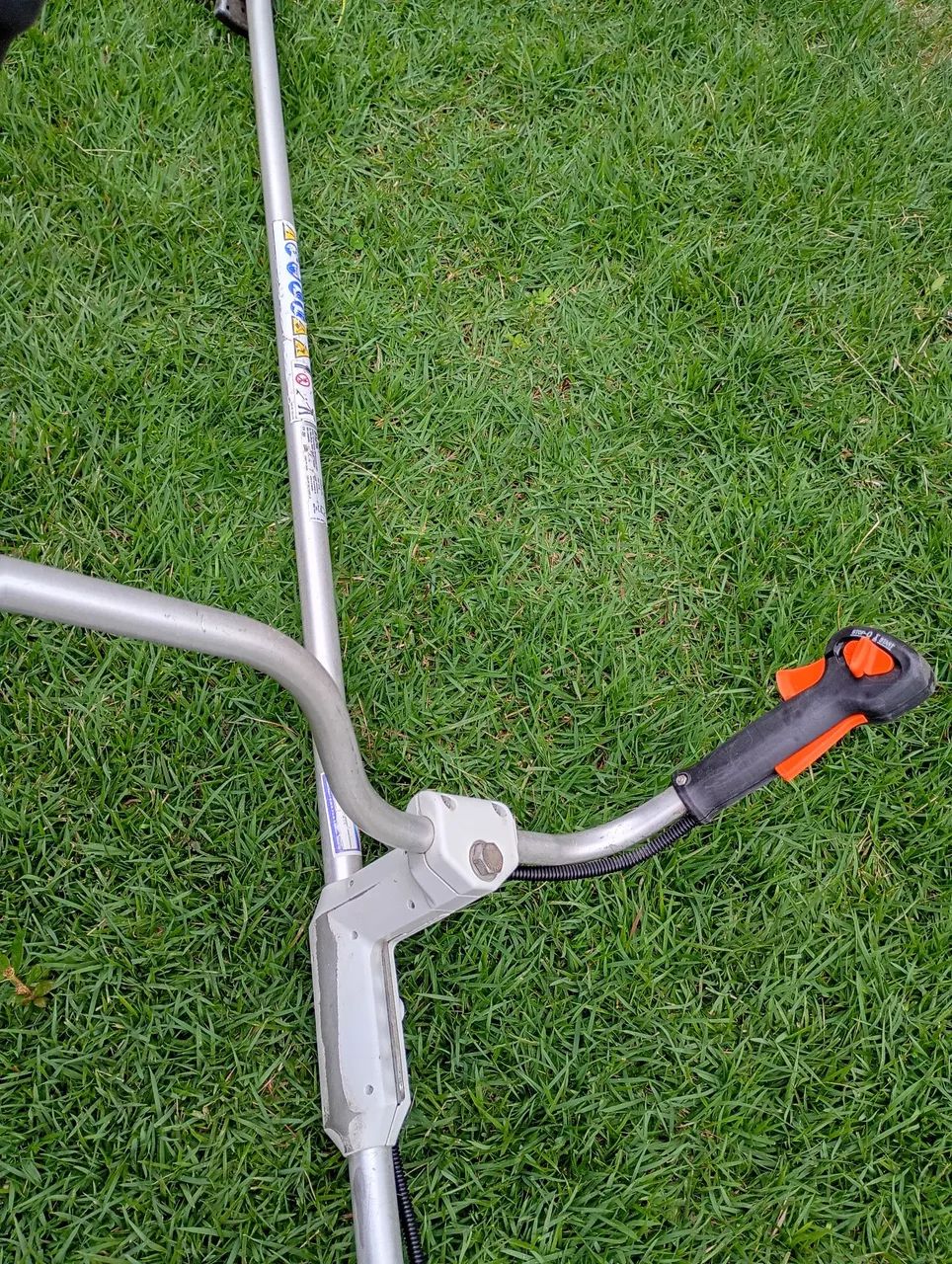 Vendo roçadeira Stihl fs290 - Foto 5