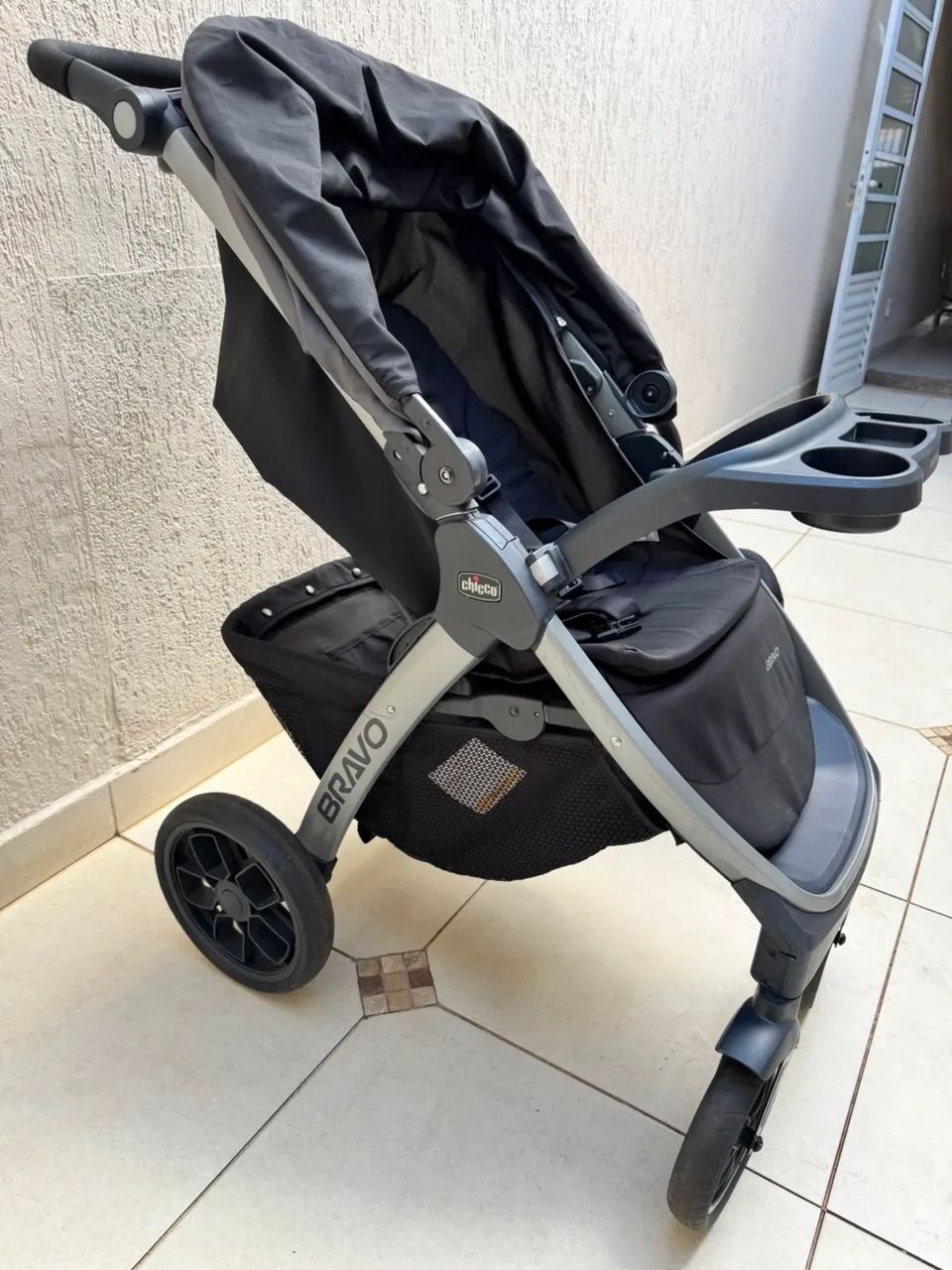 Carrinho de Bebê Chicco Bravo + Bebê conforto  - Foto 4