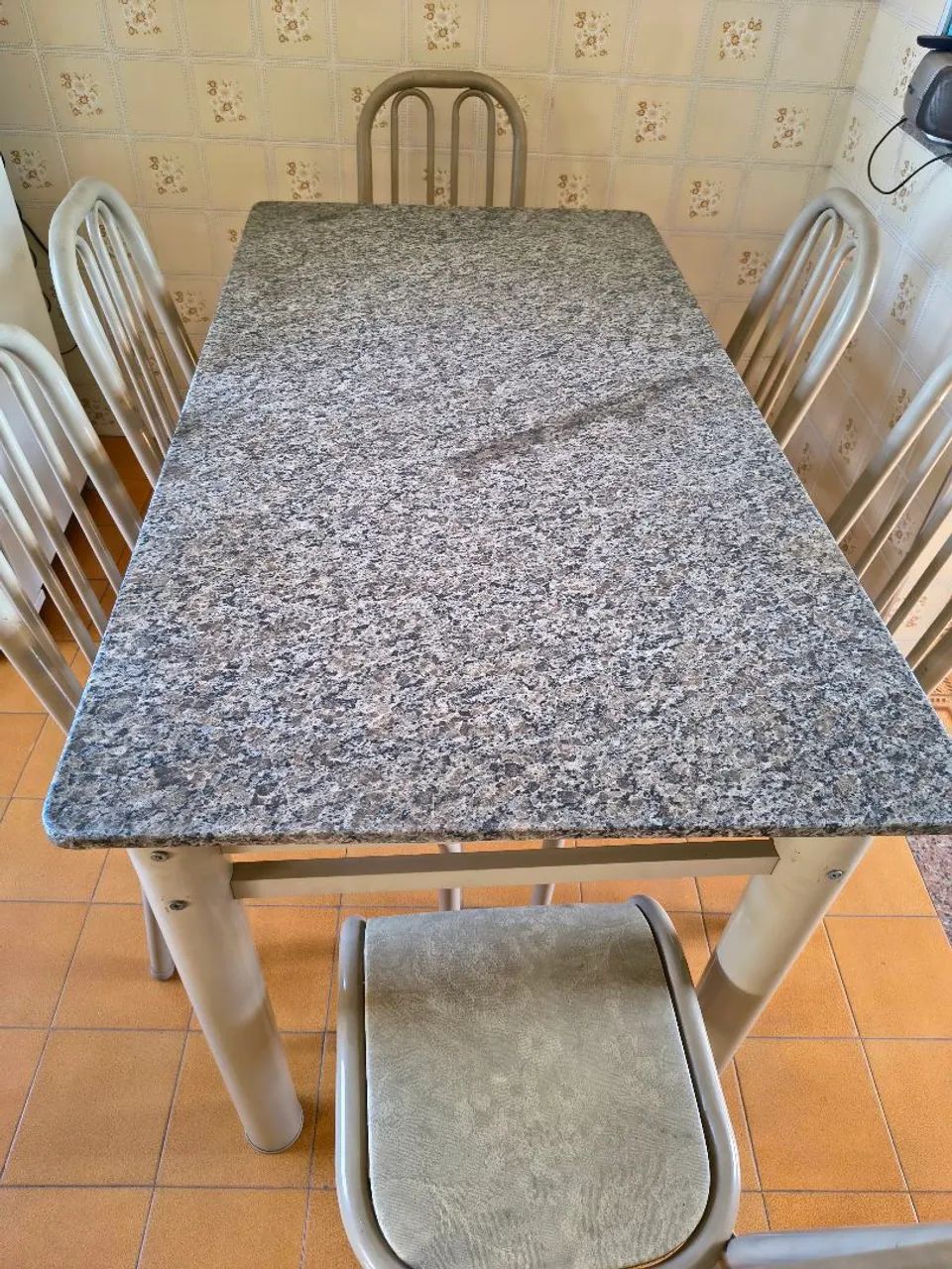Mesa de granito 6 cadeiras  - Foto 3