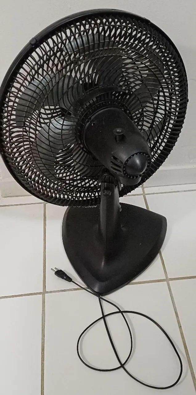 Vendo Ventilador Parado pra concentrar  - Foto 3