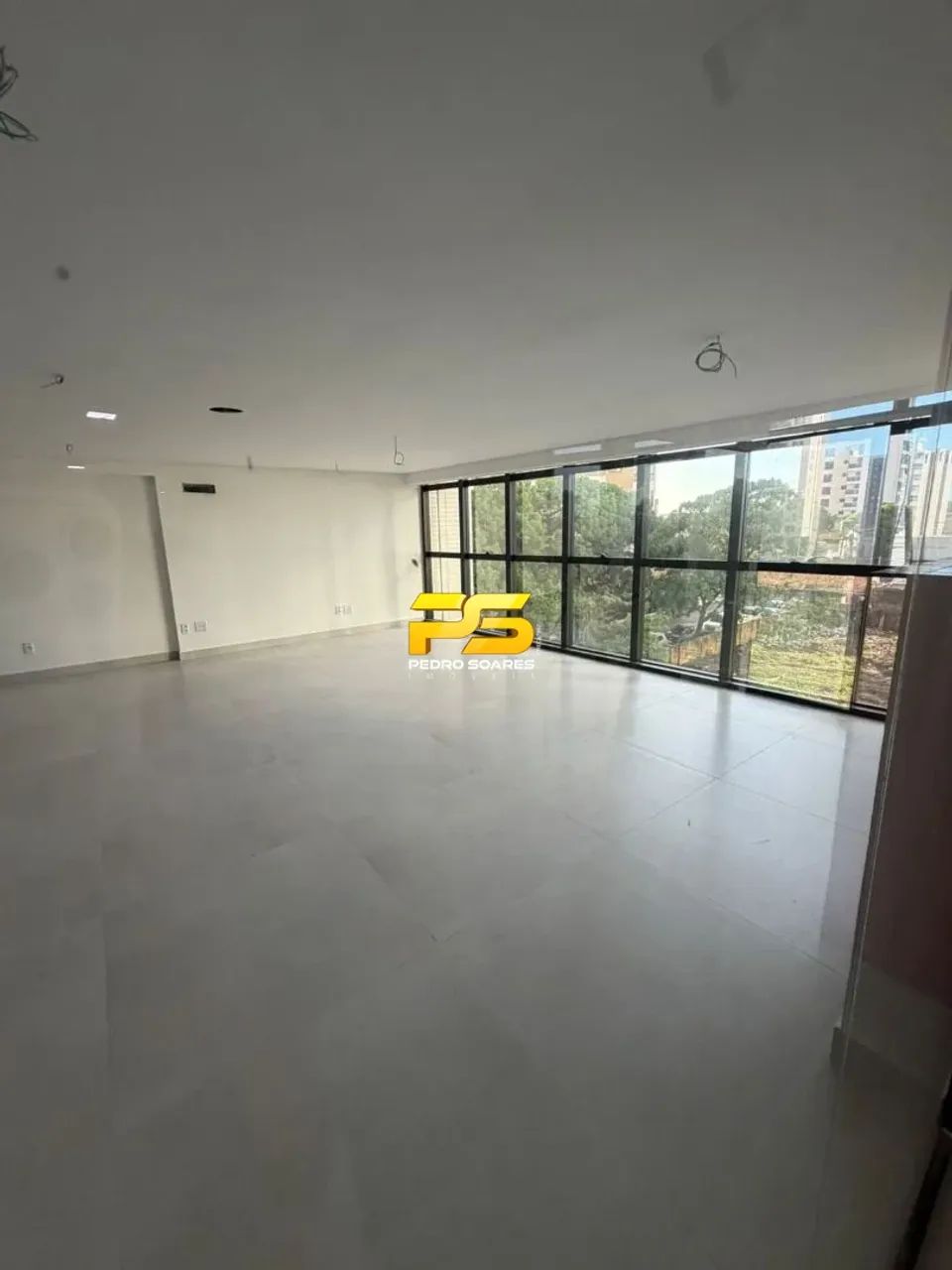 SALA COMERCIAL PARA LOCAÇÃO COM 65M² REF: SA0131