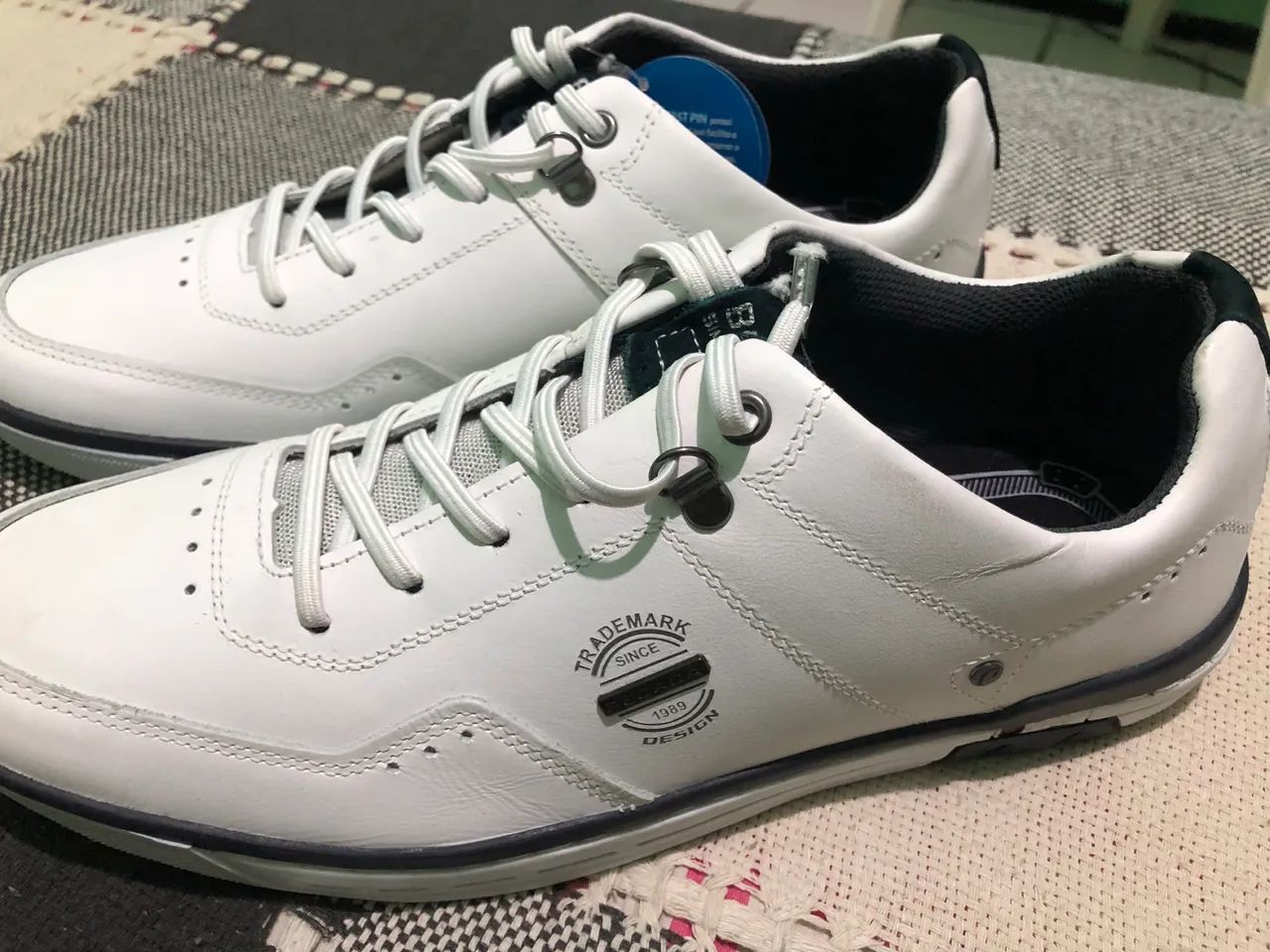 SAPATO PEGADA BRANCO (TAM 43)