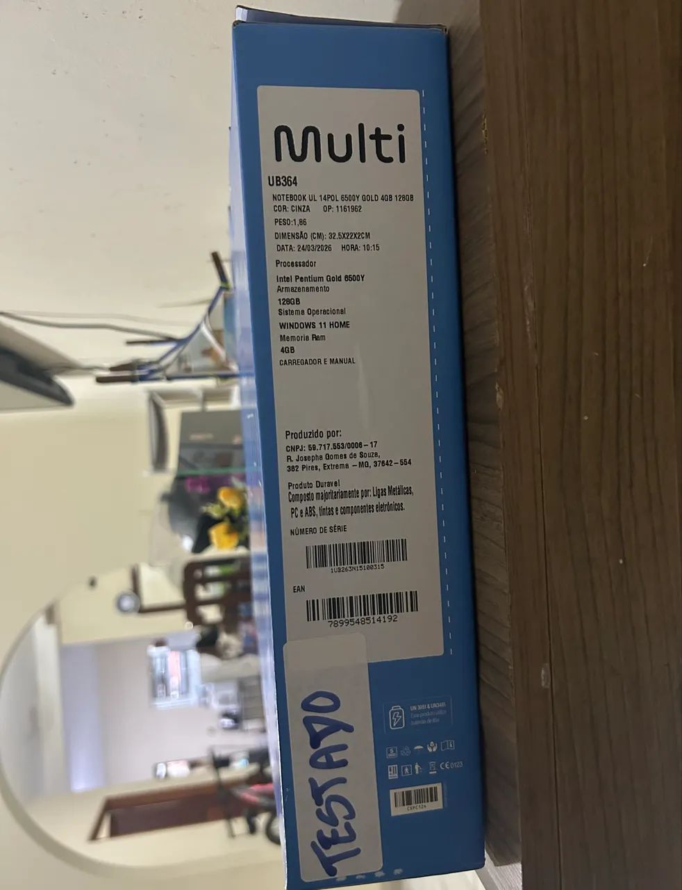 Vendo notebook Multi Ultra UB364, nunca usado, completo e lacrado.