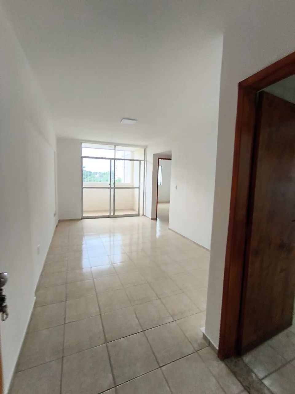 Vendo apartamento próximo ao Carrefour t9