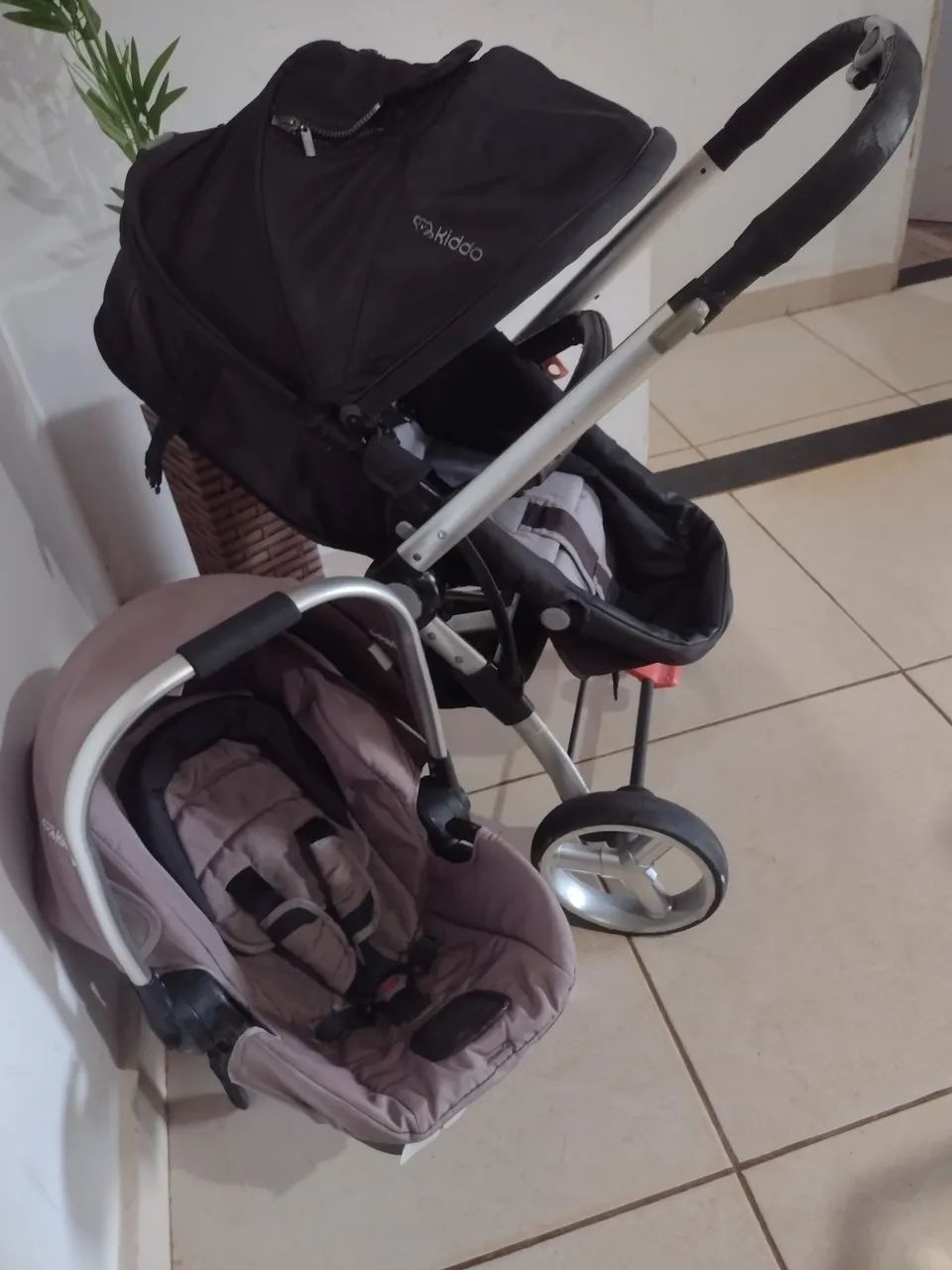 Carrinho moisés com bebê conforto  - Foto 3