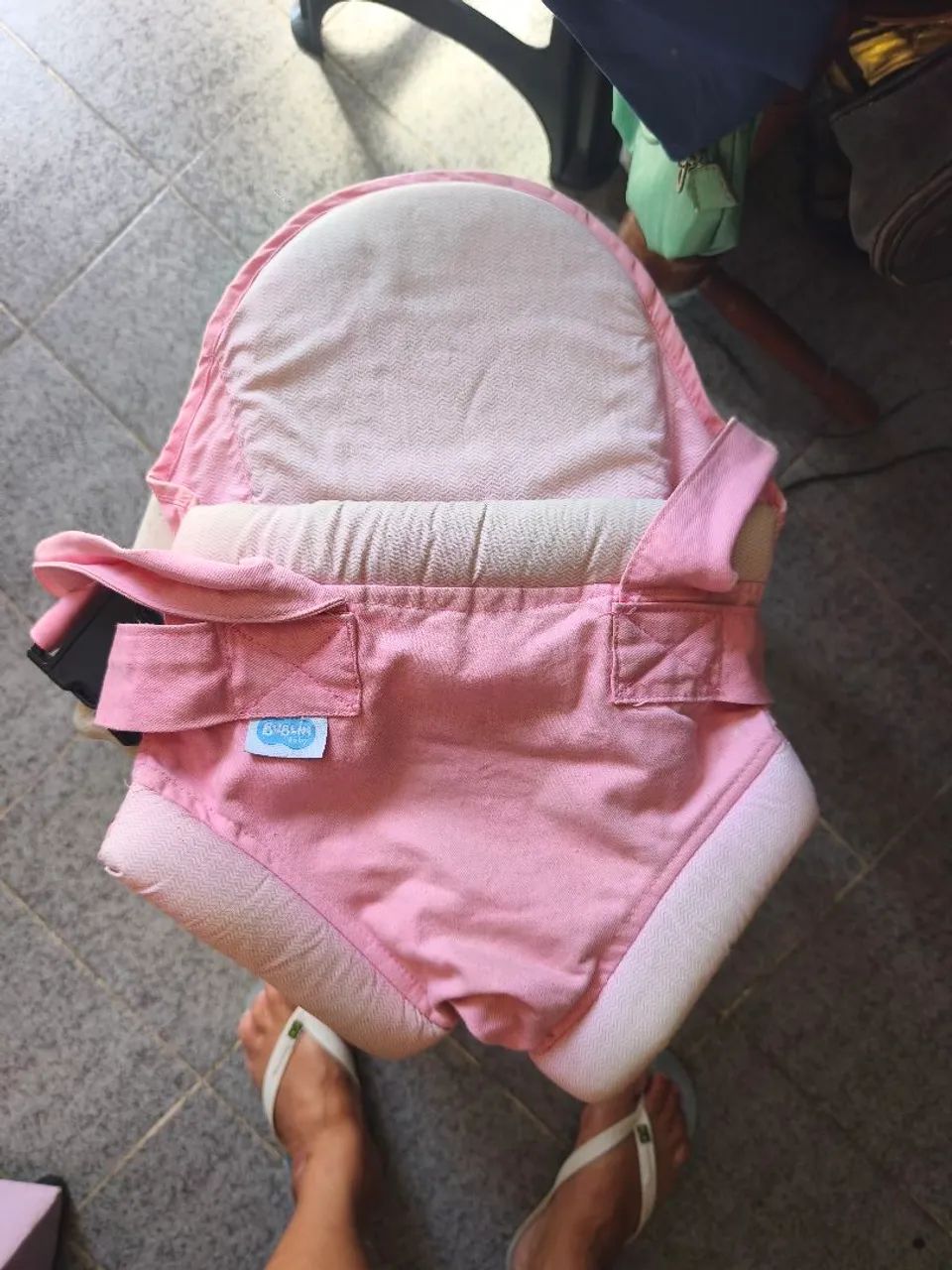 Canguru para bebê Bebelin Rosa - muito conservado  - Foto 4