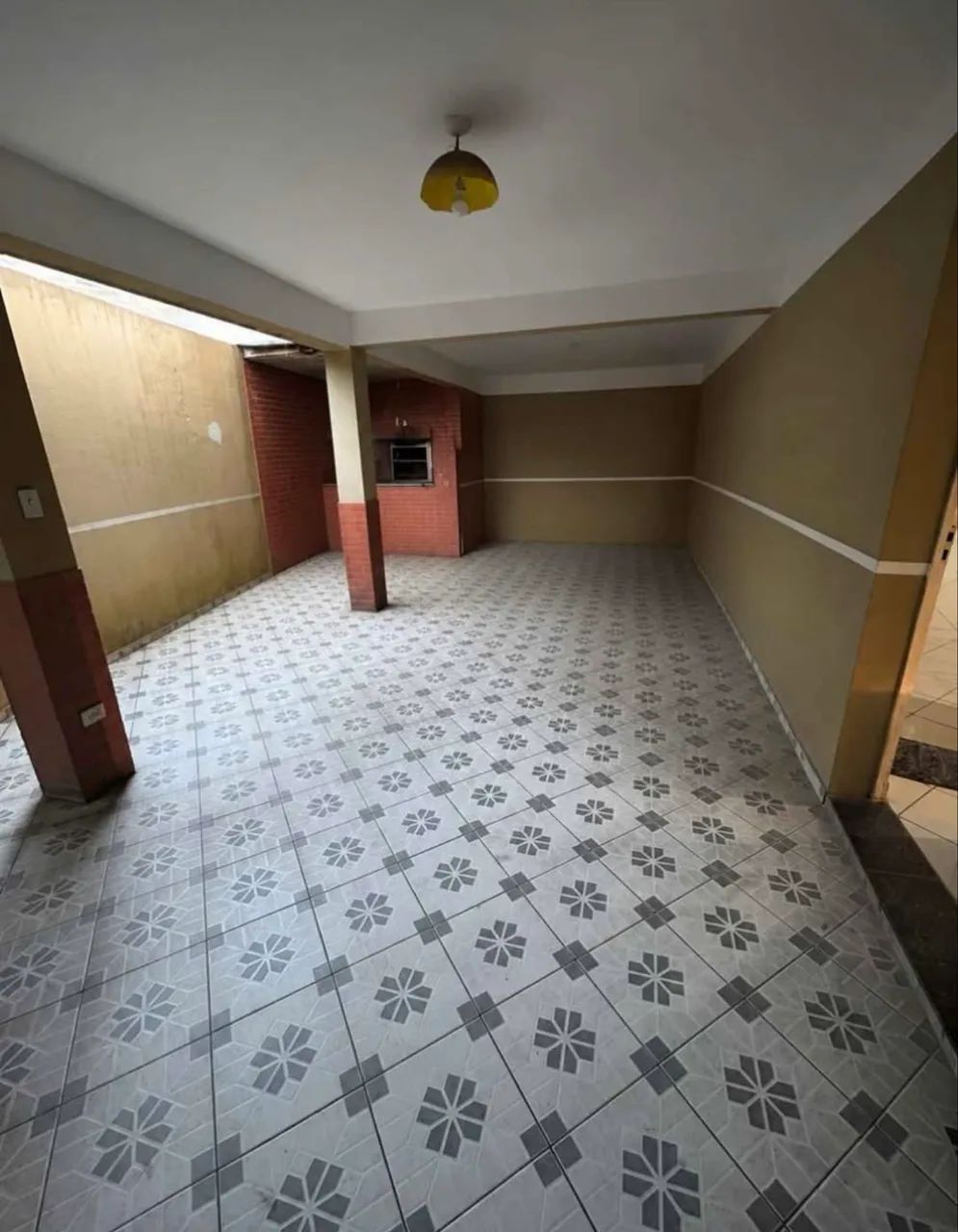 Vendo por 360 Mil  Está alugada já por 1 ano mas continua a venda  - Foto 3